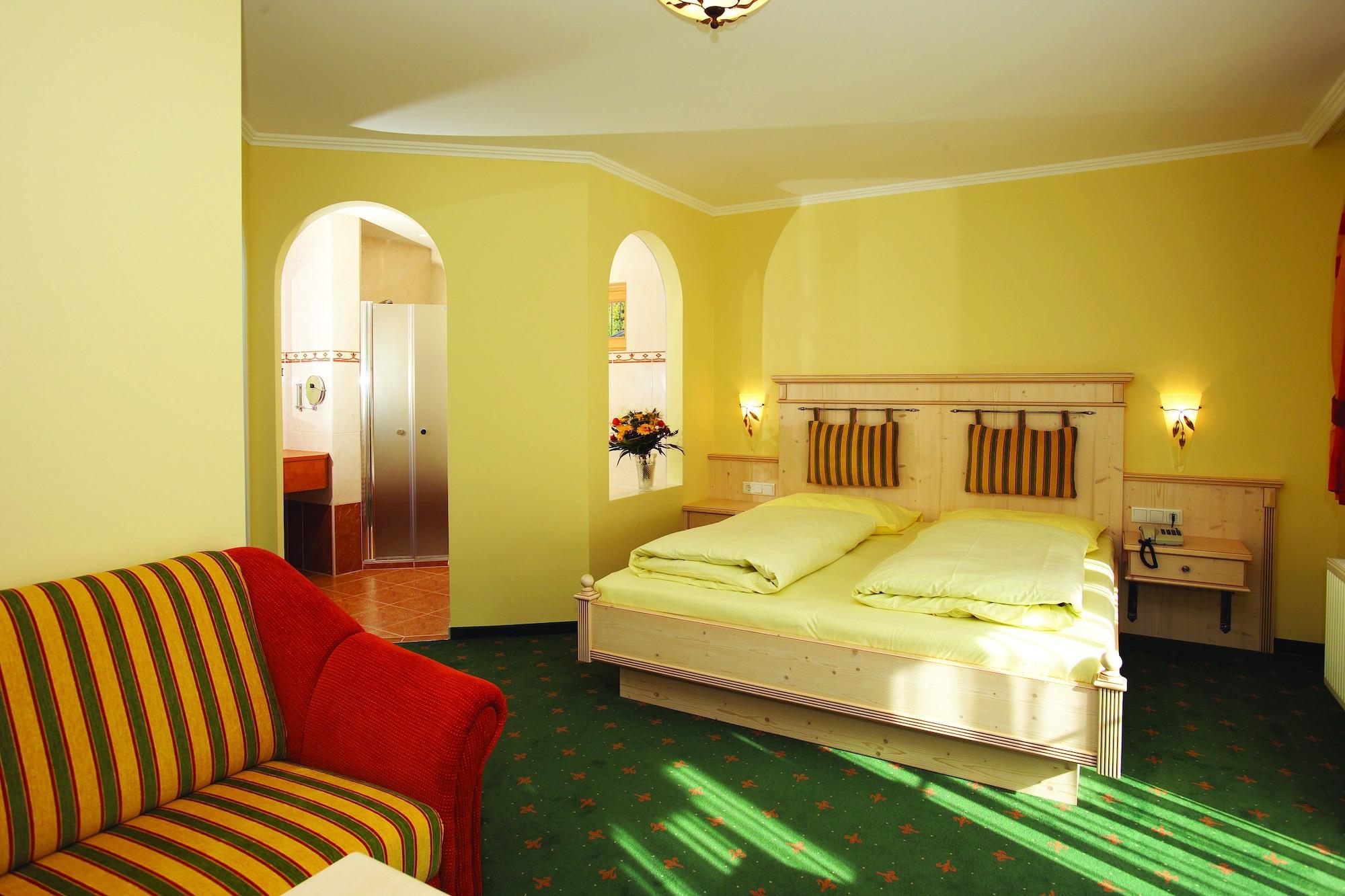 Hotel Vitaloase Zu Den Drei Bruedern Unken Εξωτερικό φωτογραφία